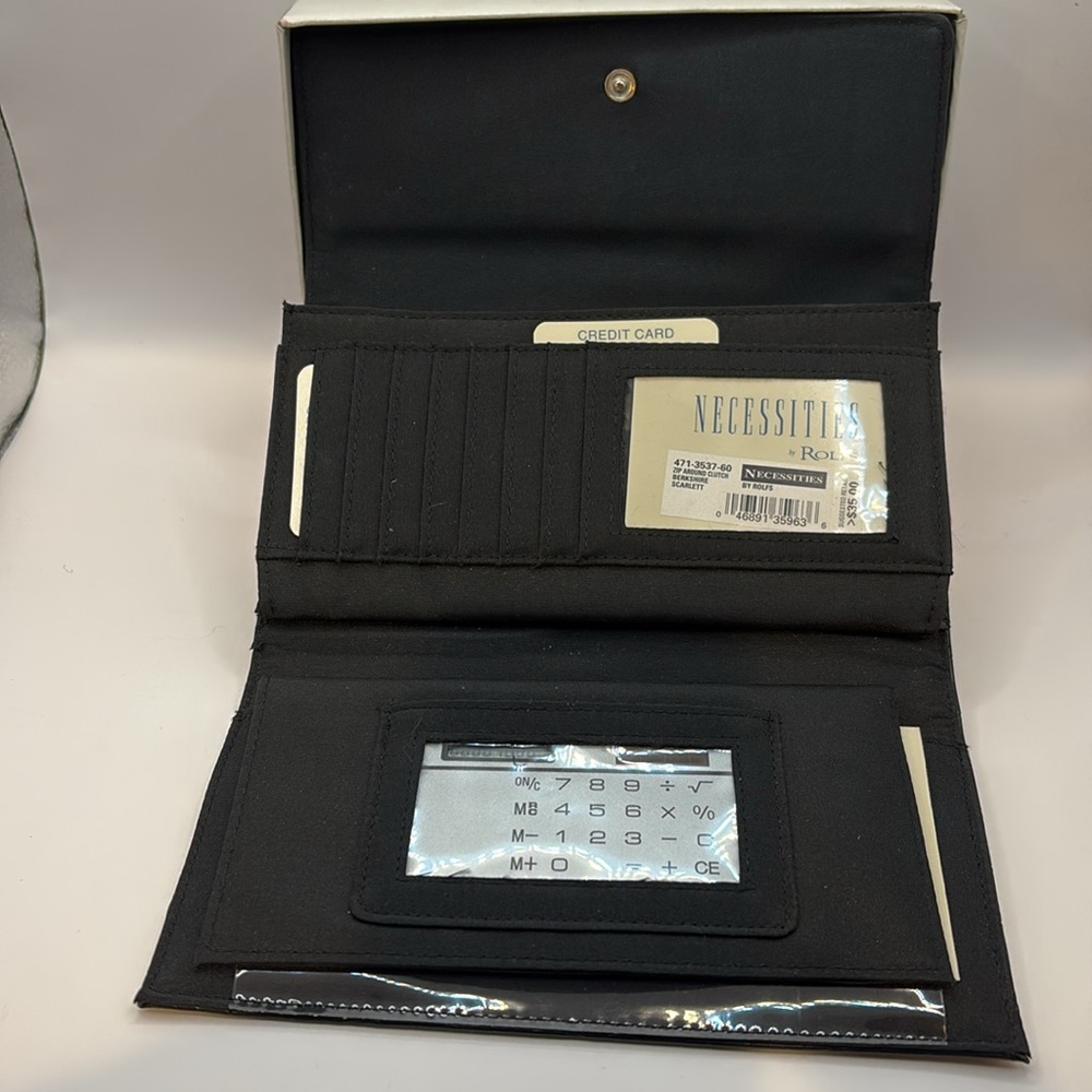 Wallet - Picture 2 of 4